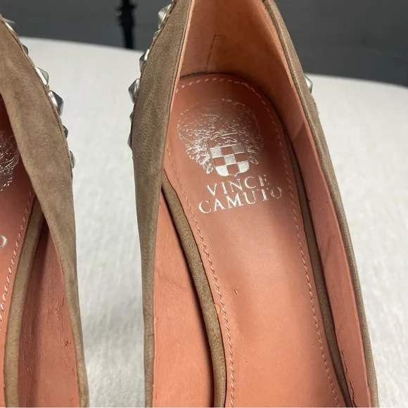Vince Camuto Malaya Brown Tan Studded Pumps Heels Womens Size 7.5 - Picture 3 of 10